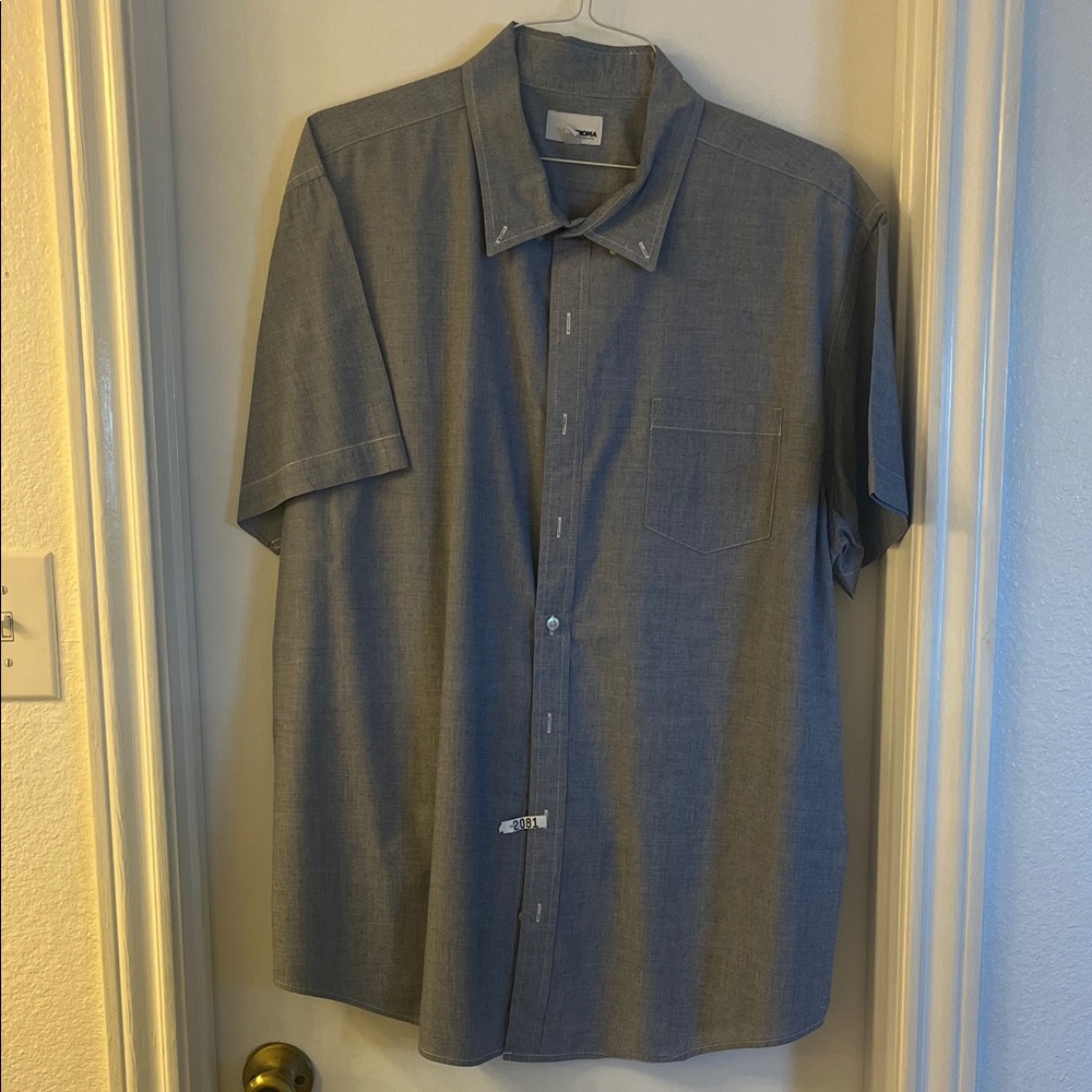 Men’s dress shirt